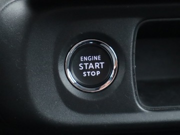 Citroen C3 III Hatchback Facelifting 1.2 PureTech 110KM 2023 Citroen C3 1.2 PureTech, Salon Polska, Serwis ASO, zdjęcie 11