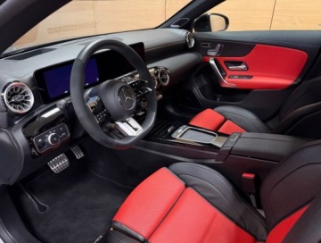 Mercedes CLA C118/X118 Shooting Brake AMG Facelifting 2.0 35 AMG 306KM 2025 Mercedes-Benz CLA 35 AMG salon Polska FV 23 R CARS Warszawa 2.0 Benzyna, zdjęcie 25