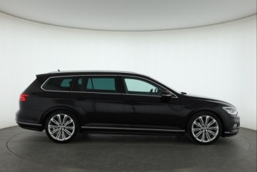 Volkswagen Passat B8 Variant 2.0 TDI BlueMotion SCR 190KM 2018 VW Passat 2.0 TDI, Salon Polska, 187 KM, Automat, zdjęcie 5
