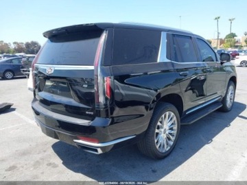Cadillac Escalade III 2023 Cadillac Escalade Premium Luxury 2023 6.2l 6.2 Benzyna 420KM, zdjęcie 5