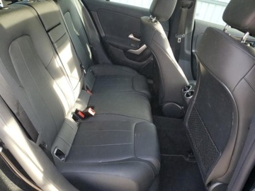 Mercedes CLA C118/X118 Coupe 2.0 250 224KM 2023 Mercedes-Benz CLA MERCEDES-BENZ CLA 250 2023 2.0 Benzyna 224KM, zdjęcie 9