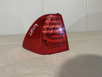 BMW E91 LCI LIFT TOURING LAMPA LEWY TYŁ KAROSERYJNA 7289431