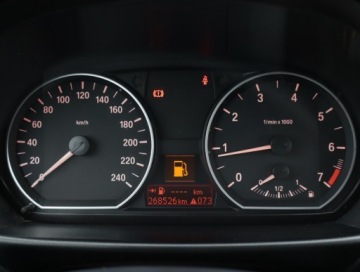 BMW Seria 1 E81/E87 Hatchback 5d E87 1.6 116i 115KM 2006 BMW 1 116i, Klima, Parktronic,ALU, zdjęcie 10