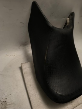 СИДЕНЬЕ ВОДИТЕЛЯ YAMAHA FJR 1300 01-05