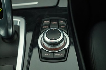 BMW Seria 5 F10-F11 Touring 528i 245KM 2012 BMW 5 528i xDrive, 4X4, Automat, Skóra, Navi, zdjęcie 17