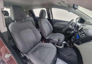 Chevrolet Aveo T300 Hatchback 5d 1.2 70KM 2011 Chevrolet Aveo Sliczny 1.2 Benzyna BOGATA WERSJA Salon Polska NISKI PRZEBI, zdjęcie 6