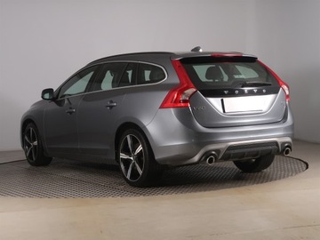 Volvo V60 I Kombi Facelifting 2.0 D2 DRIVE-E 120KM 2017 Volvo V60 D2 2.0, Serwis ASO, Skóra, Navi, Klima, zdjęcie 3