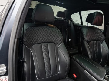 BMW Seria 5 G30-G31 Limuzyna M550d 400KM 2018 BMW Seria 5 M550d xDrive Sedan 400KM 2018, zdjęcie 9