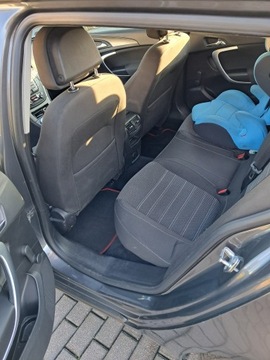 Opel Insignia I Sports Tourer 2.0 CDTI ECOTEC 160KM 2010 Opel Insignia 2.0 cdti 160KM zadbany, garażowany, zdjęcie 9