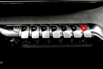 Peugeot 3008 II Plug-In Hybrid Facelifting 1.6 HYBRID4 300KM 2022 Peugeot 3008 GT full led skóra masaze ACC kamera, zdjęcie 24