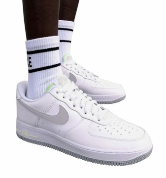 BUTY MĘSKIE SPORTOWE NIKE AIR FORCE 1 '07 NN