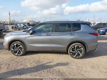 Mitsubishi Outlander III 2023 Mitsubishi Outlander SE 2023 2.5L 2.5 Benzyna 181KM, zdjęcie 2