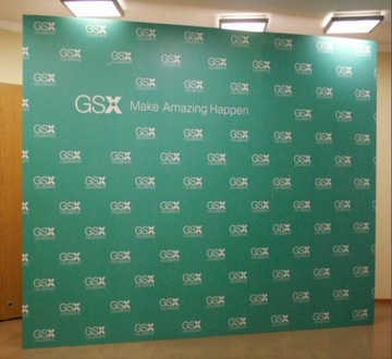 Ścianka sponsorska MEGA max. 380x250cm od BROOKLYN