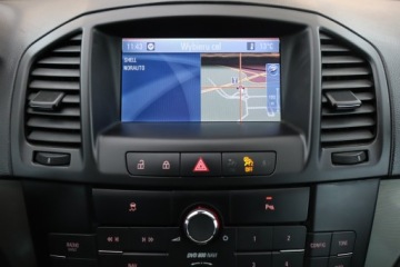 Opel Insignia I Sports Tourer 2.0 CDTI ECOTEC 130KM 2010 Opel Insignia 2.0 CDTI, Navi, Klima, Klimatronic, zdjęcie 16