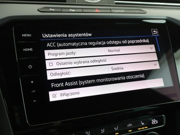 Volkswagen Passat B8 Variant 2.0 TDI BlueMotion SCR 150KM 2019 Volkswagen Passat DSG R-Line interior pack klima, zdjęcie 26
