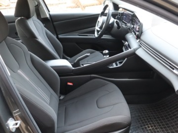 Hyundai Elantra VII Sedan 1.6 MPI 123KM 2023 Hyundai Elantra 1.6 MPI, Salon Polska, zdjęcie 8