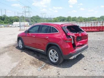 Mercedes GLA II 2022 Mercedes-Benz GLA 2022r, 4Matic, 2.0L 2.0 Benzyna 221KM, zdjęcie 2
