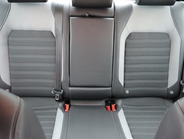 Volkswagen Jetta VI Sedan Facelifting 1.4 TSI 125KM 2014 VW Jetta 1.4 TSI, Salon Polska, Skóra, Navi, zdjęcie 9