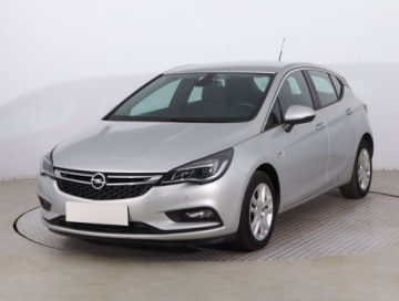 Opel Astra J GTC 1.6 CDTI Ecotec 110KM 2018 Opel Astra 1.6 CDTI, Salon Polska, Serwis ASO, zdjęcie 1