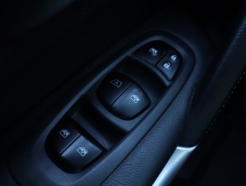 Renault Kadjar Crossover 1.2 Energy TCe 130KM 2017 Renault Kadjar 1.2 TCe, Salon Polska, Skóra, Navi, zdjęcie 15