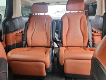 Kia Carnival II 2022 Kia Carnival SX Prestige 2022 3.5 Benzyna 290KM, zdjęcie 11