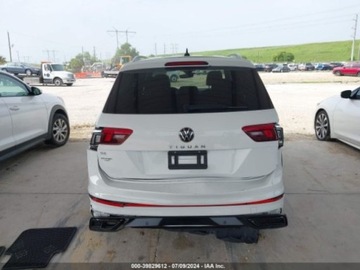 Volkswagen Tiguan II 2022 Volkswagen Tiguan 2022r, 2.0T, 4x4, R-Line 2.0 Benzyna 185KM, zdjęcie 7
