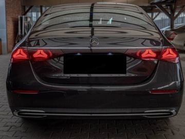 Mercedes Klasa E W214 Sedan 2.0 200 204KM 2025 E Klasa 200 4-Matic Avantgarde 2.0 (204KM) 2025, zdjęcie 3