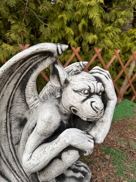 Бетонная садовая фигура Горгулья