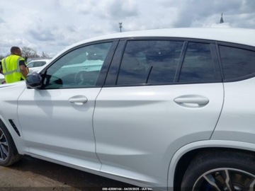 BMW X4 G02 2023 BMW X4 M40I 2023 3.0l 3.0 Benzyna 382KM, zdjęcie 3