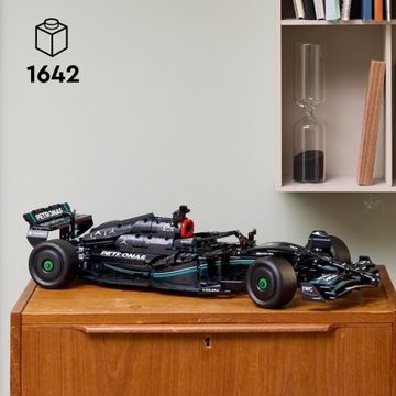 LEGO TECHNIC Mercedes-AMG F1 W14 E Performance 42171