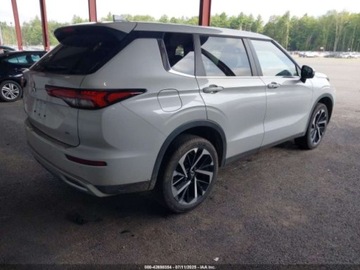 Mitsubishi Outlander III 2024 Mitsubishi Outlander SE S-Awc 2024 2.5l 2.5 Benzyna 181KM, zdjęcie 5