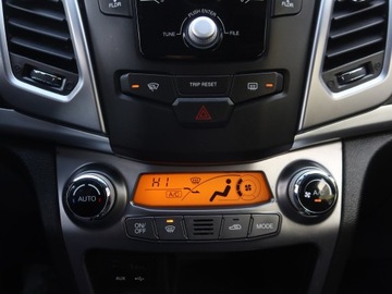  SsangYong Korando 2.0 XDi, Salon Polska, 4X4, zdjęcie 12