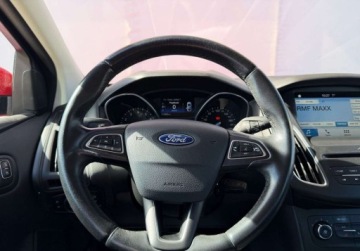 Ford Focus III Sedan Facelifting 1.5 EcoBoost 150KM 2017 Ford Focus 1.5 EcoBoost 150KM MT6 SYNC Edition Salon PL ASO 1.5 Benzyna, zdjęcie 14