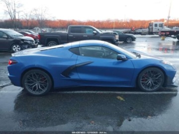 Chevrolet Corvette C7 2022 Chevrolet Corvette Stingray 2LT 2022 6.2 Benzyna 495KM, zdjęcie 7