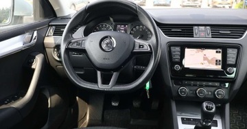 Skoda Octavia III Kombi 1.6 TDI CR DPF 110KM 2015 Skoda Octavia (nR. ) 1.6 TDI Navi Klimatyzacja Tempomat Parktronik Gwara, zdjęcie 10