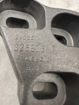 Mercedes 326e23f двигатель лапа ....