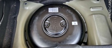 Peugeot 208 I Hatchback 3d 1.4 VTI 95KM 2014 Peugeot 208 1.4 95 KM bezwypadkowy Zarejestrowany Gwarancja GAZ 1.4 95KM, zdjęcie 29