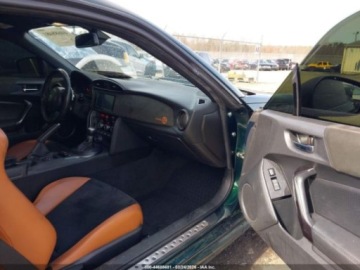 Toyota GT86 Coupe Facelifting 2.0 Boxer 200KM 2020 Toyota GT86 Hakone Edition 2020 2.0 Benzyna 200KM, zdjęcie 5