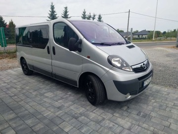 Opel Vivaro A Combi L1 2.0 CDTI 115KM 2013 Opel Vivaro Opel Vivaro 2.0 CDTI L2H1 Life Cosmo 2.0 Diesel 114KM, zdjęcie 6