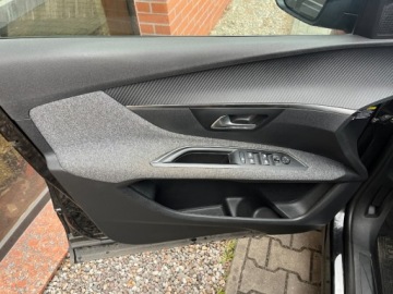 Peugeot 3008 I Crossover Facelifting 1.6 BlueHDi 120KM 2016 Peugeot 3008 1.6 diesel 120 KM 6 biegow zarej w PL zadbany zamiana, zdjęcie 17