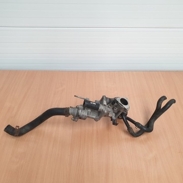TERMOSTAT OBUDOWA WĄŻ WODY HYUNDAI IX35 2012 ROK
