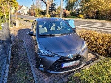 Toyota Yaris IV Hatchback 1.5 Hybrid Dynamic Force 116KM 2020 Toyota Yaris 1.5 benzyna HYBRYDA 116KM 2020r, zdjęcie 2