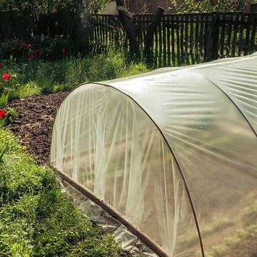 ПРОЗРАЧНАЯ ТЕПЛИЧНАЯ ПЛЕНКА ТОЛЩИНОЙ ПЭ 3×6М