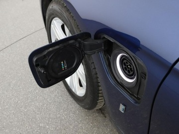 BMW Seria 3 F30-F31-F34 Limuzyna Facelifting 2.0 330e 252KM 2018 BMW 330 PHEV full LED skóra navi czujniki, zdjęcie 36