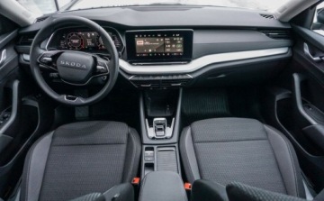 Skoda Octavia IV Liftback 1.5 TSI EVO 150KM 2025 Skoda Octavia 1,5 E-TSI 150 KM 1.5 Benzyna 150KM, zdjęcie 13