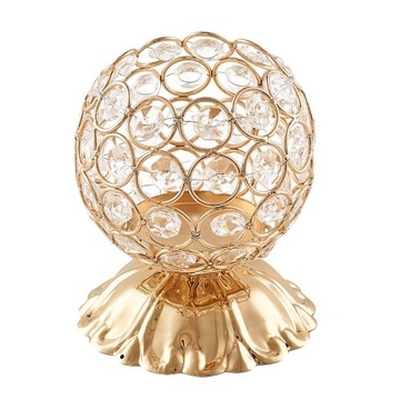 Свадебный обеденный стол с шариковым подсвечником