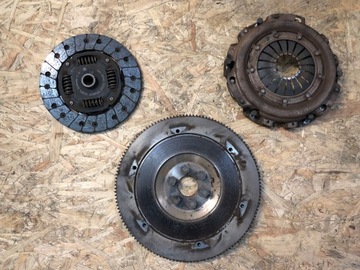 SPRZĘGŁO DOCISK TARCZA OPEL CORSA D 1.2 55559472