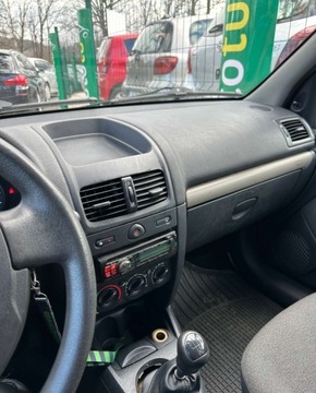Renault Clio III Hatchback 5d 1.2 i 16V 75KM 2005 Renault Clio Zadbane, Idealne do Miasta, zdjęcie 17