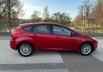Ford Focus III Kombi 1.6 Duratorq TDCi DPF 115KM 2012 Ford Focus 1.6 TDCI, Zadbany Egzemplarz 1.6 Diesel 115KM, zdjęcie 4
