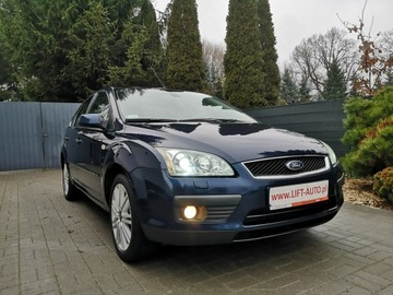 Ford Focus II Hatchback 5d 2.0 Duratec 145KM 2005 Ford Focus 2.0 16v 145KM Klimatr Xenony Skóra Alu, zdjęcie 2